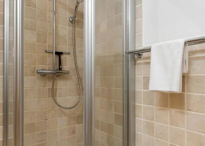 Elegance&peace, Sunny Terrace, Toscana Hills Apartamento *