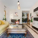 Апартаменти Sunny Terrace In Golf Valley With Pool Естепона